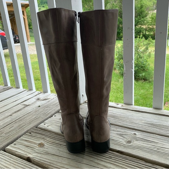Born Leather Knee High Tall Boots Taupe Grey Leather Zip Up Womens 6.5 US D15122 - Picture 3 of 16